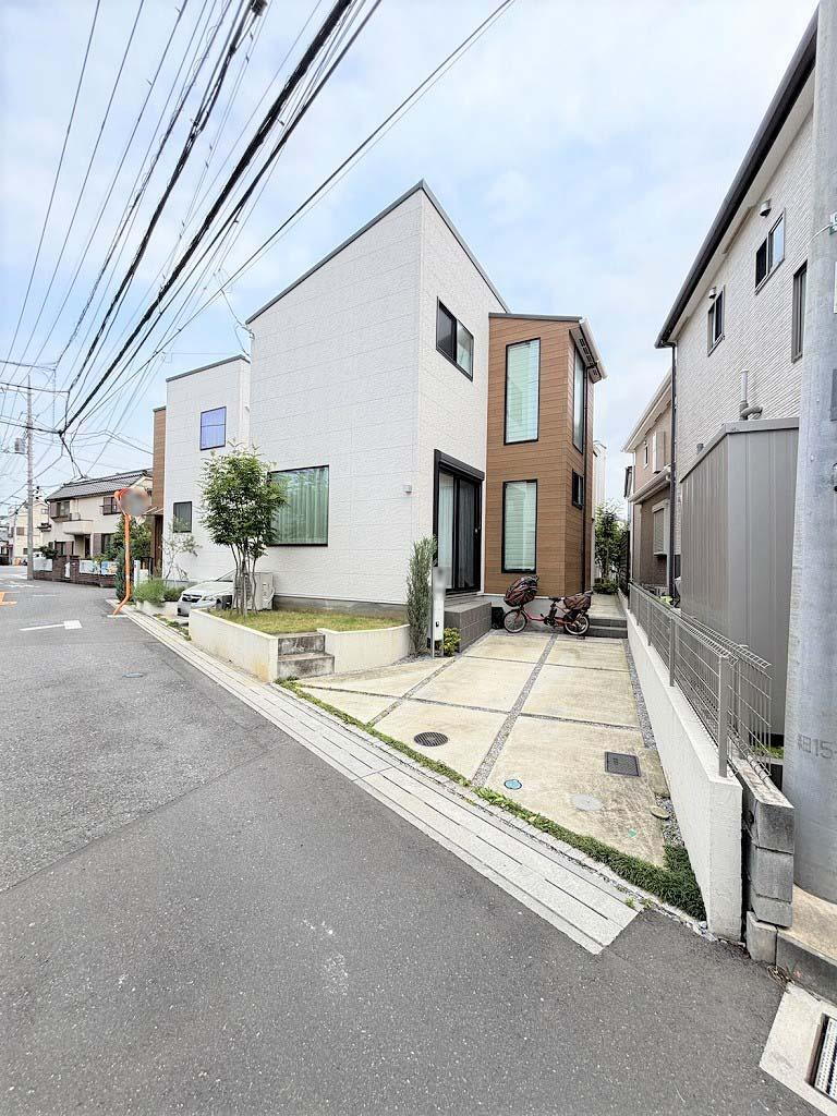 埼玉県草加市谷塚町 4980万円