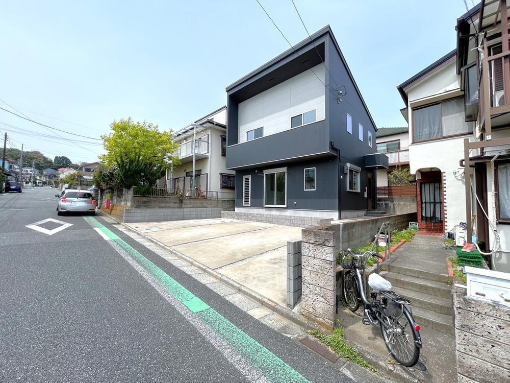 神奈川県横須賀市岩戸５ 3890万円