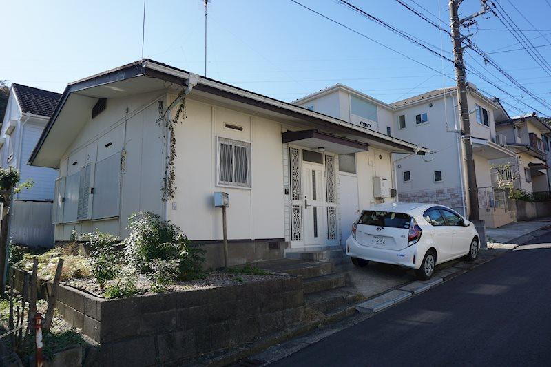 神奈川県横須賀市粟田１ 1290万円