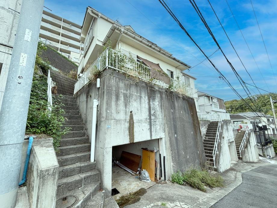 神奈川県横浜市旭区白根２ 中古住宅