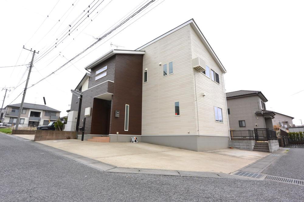 茨城県つくばみらい市小絹 中古住宅