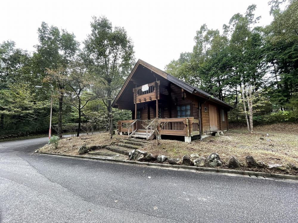 栃木県那須郡那須町大字高久乙 中古住宅