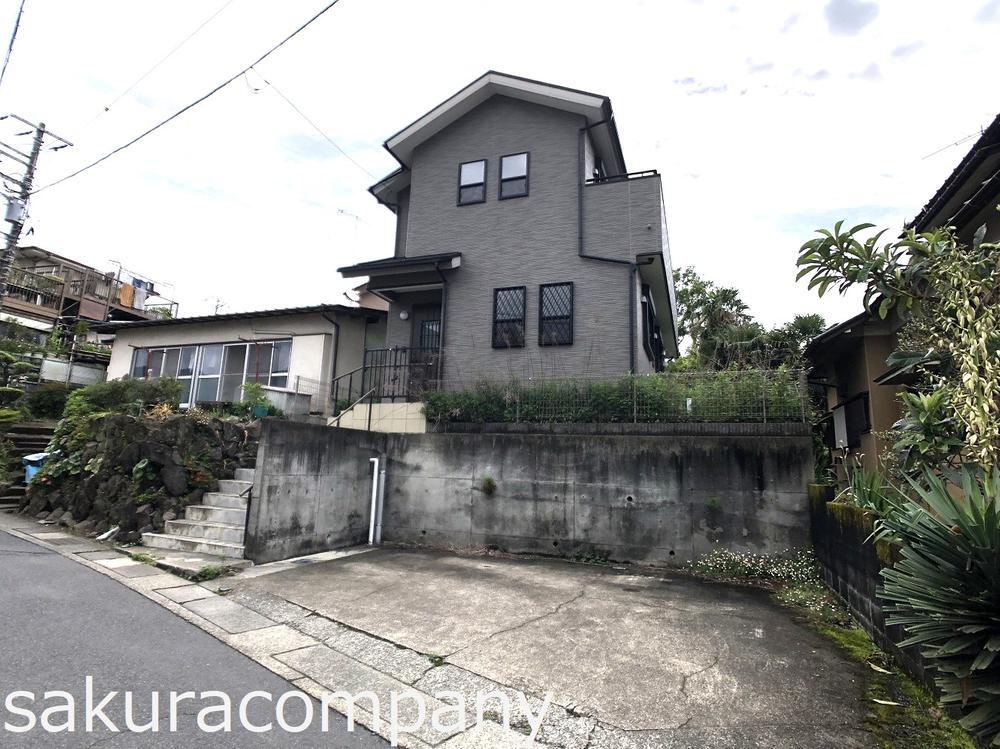 神奈川県秦野市堀西 2100万円