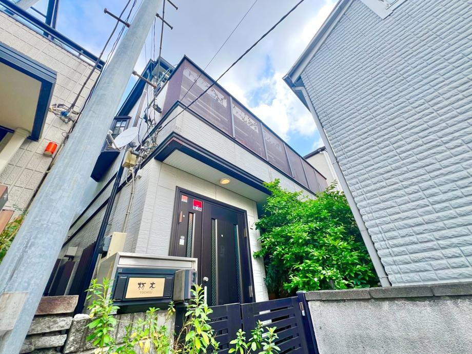 東京都渋谷区東２ 33000万円