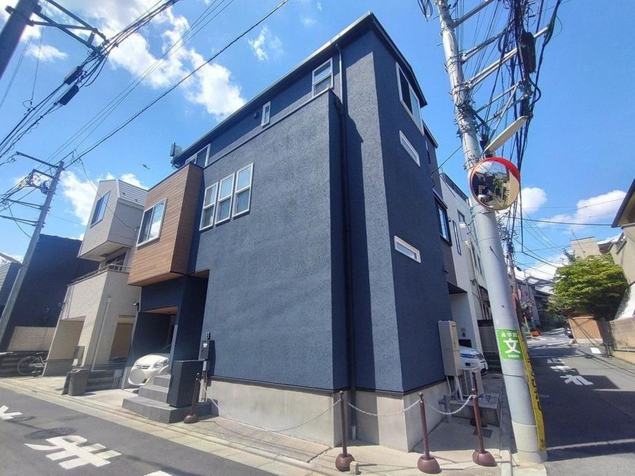 東京都世田谷区北沢３ 12120万円 2LDK