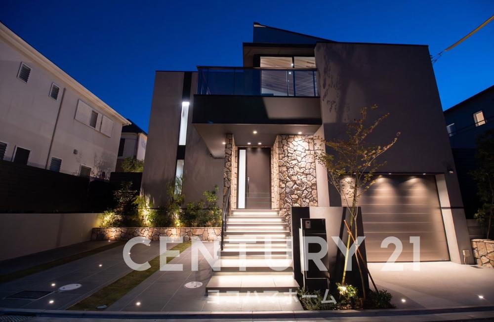神奈川県鎌倉市七里ガ浜２ 26800万円 4LDK