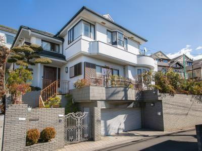 東京都三鷹市中原１ 9800万円