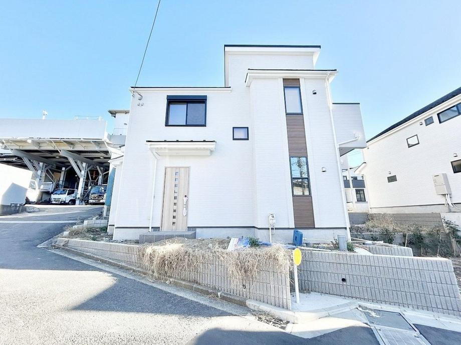 神奈川県横浜市港南区野庭町 5480万円 4LDK