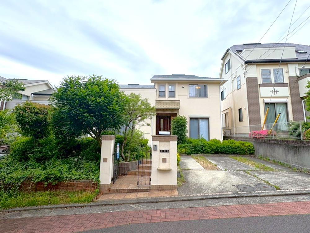 神奈川県横浜市青葉区荏子田２ 8499万円
