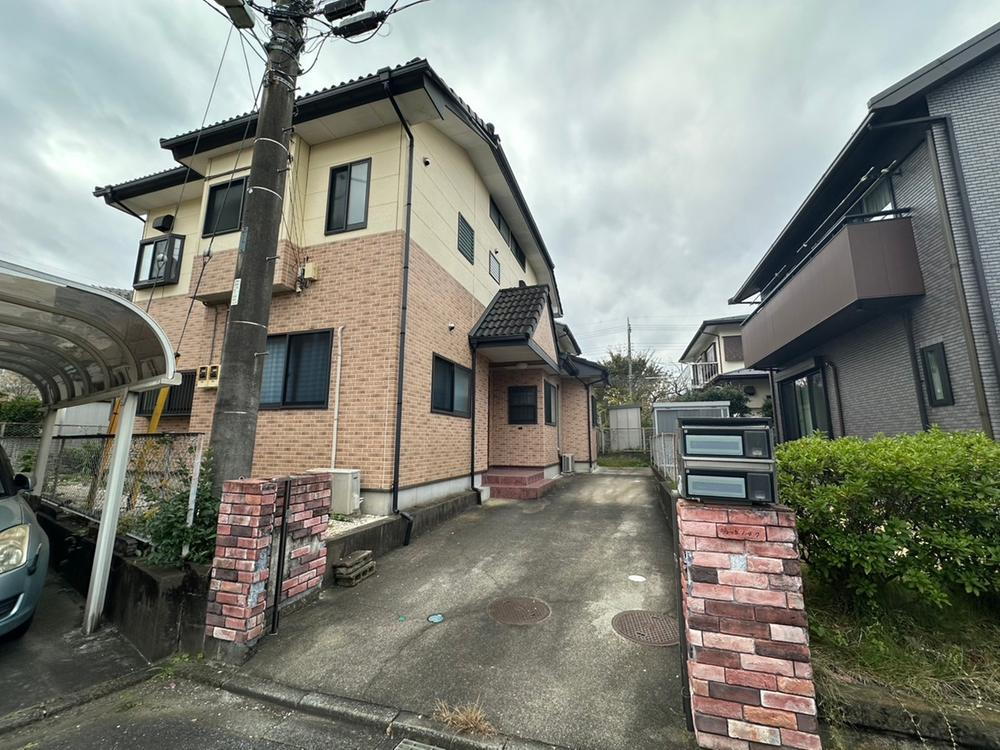 埼玉県比企郡鳩山町鳩ヶ丘１ 1390万円