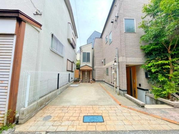 東京都目黒区目黒本町５ 9980万円