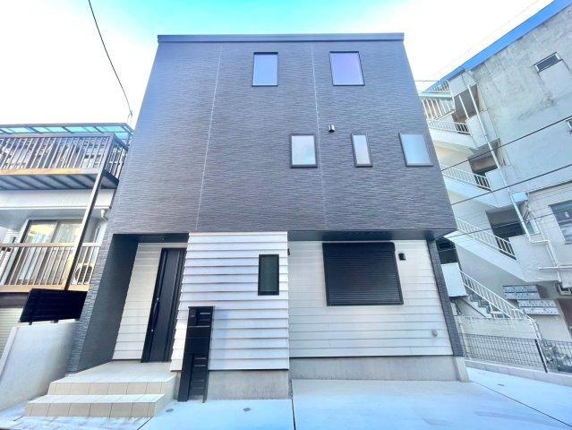 東京都北区滝野川７ 9900万円