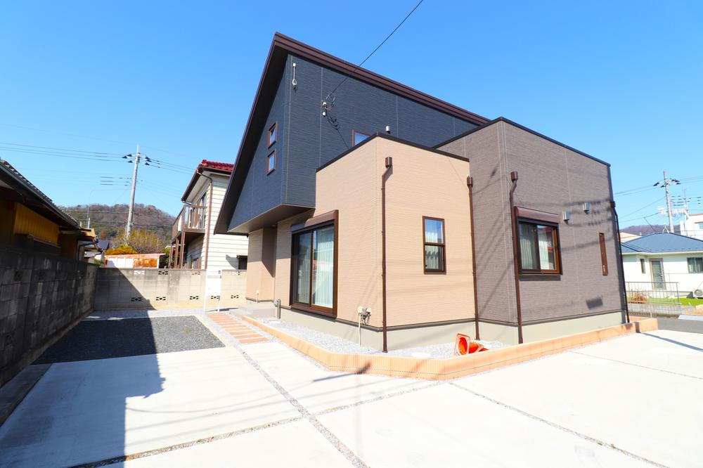 栃木県足利市毛野新町２ 2680万円