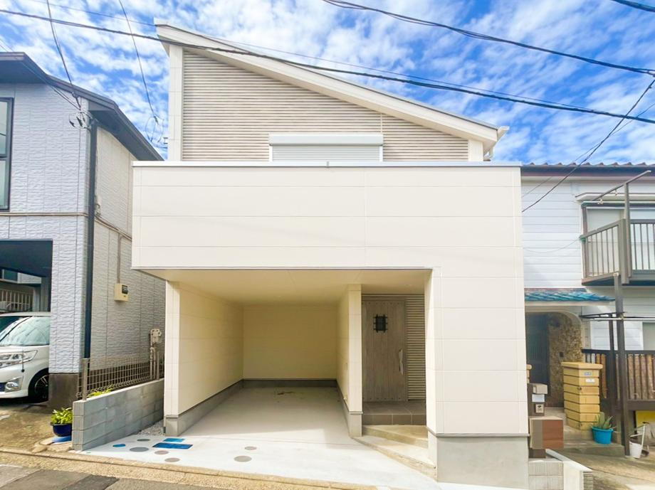 神奈川県横浜市金沢区富岡西３ 3880万円