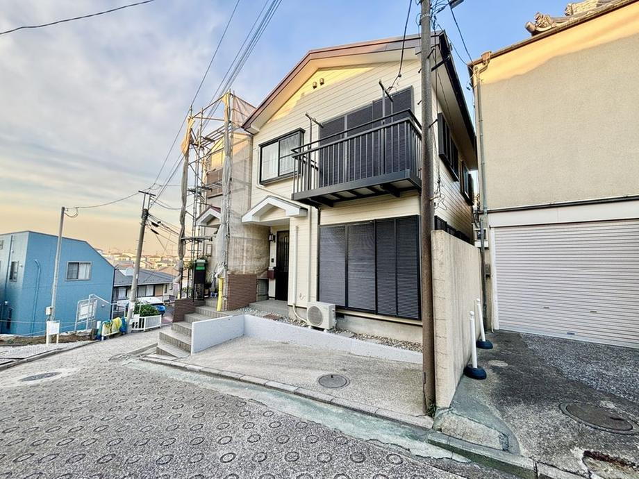 神奈川県横浜市南区三春台 3580万円