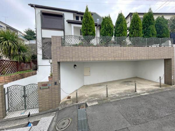神奈川県横浜市港南区上大岡西３ 4380万円