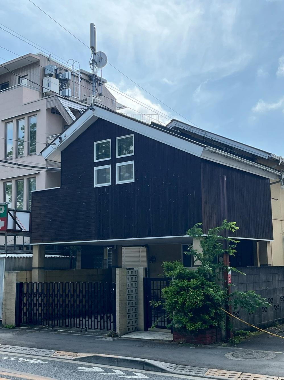 東京都三鷹市下連雀１ 中古住宅