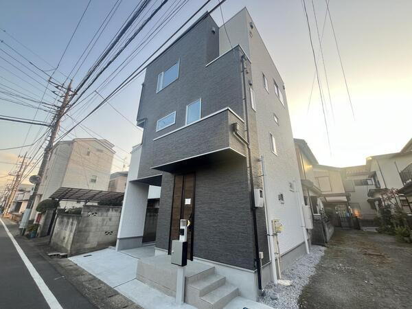 埼玉県川越市諏訪町 3280万円 4LDK