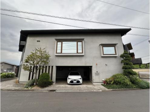 神奈川県横浜市神奈川区片倉４ 13000万円