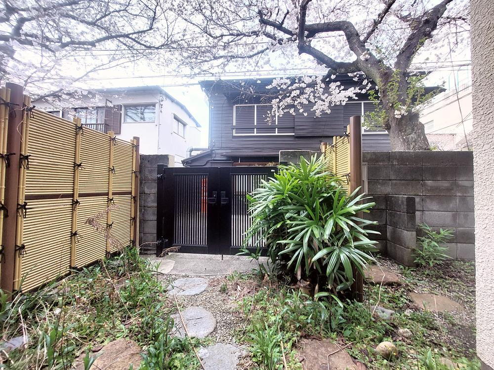 神奈川県鎌倉市雪ノ下３ 9300万円