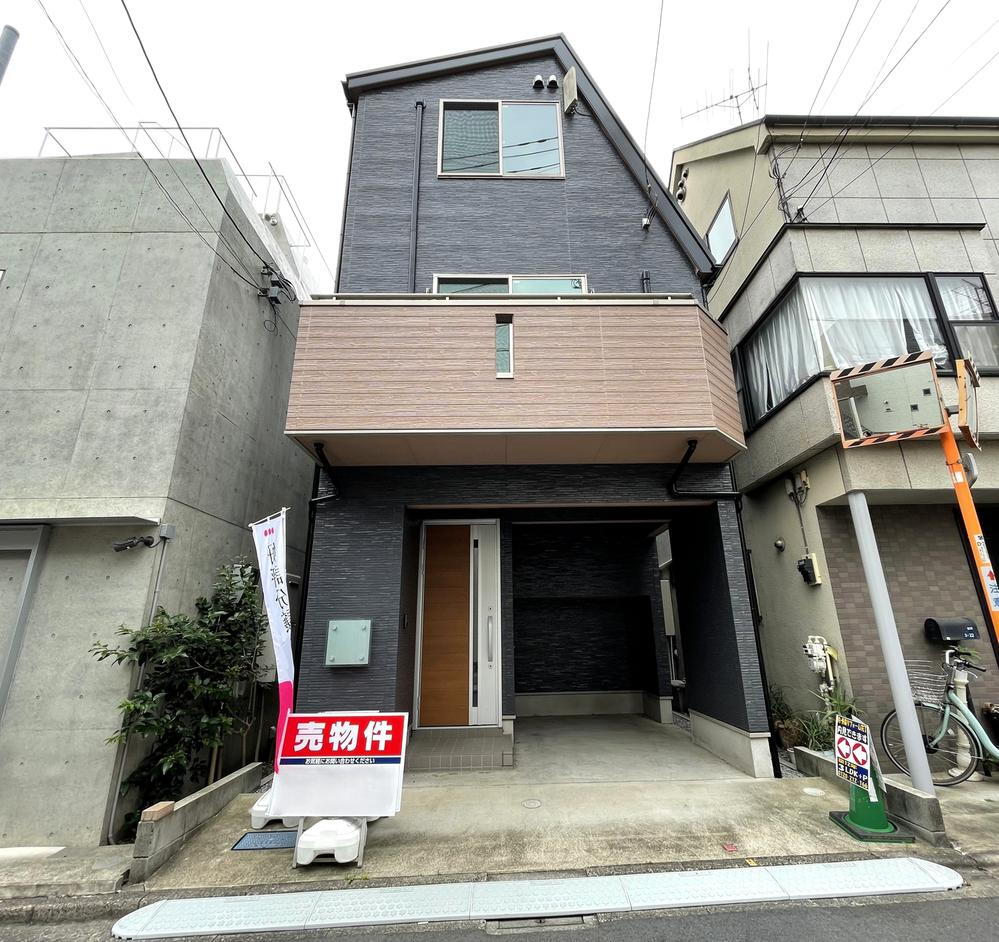 東京都新宿区富久町 11800万円