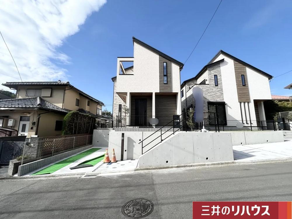 神奈川県横浜市青葉区市ケ尾町 10200万円 4LDK