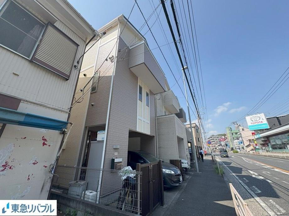 神奈川県横浜市旭区白根１ 中古住宅