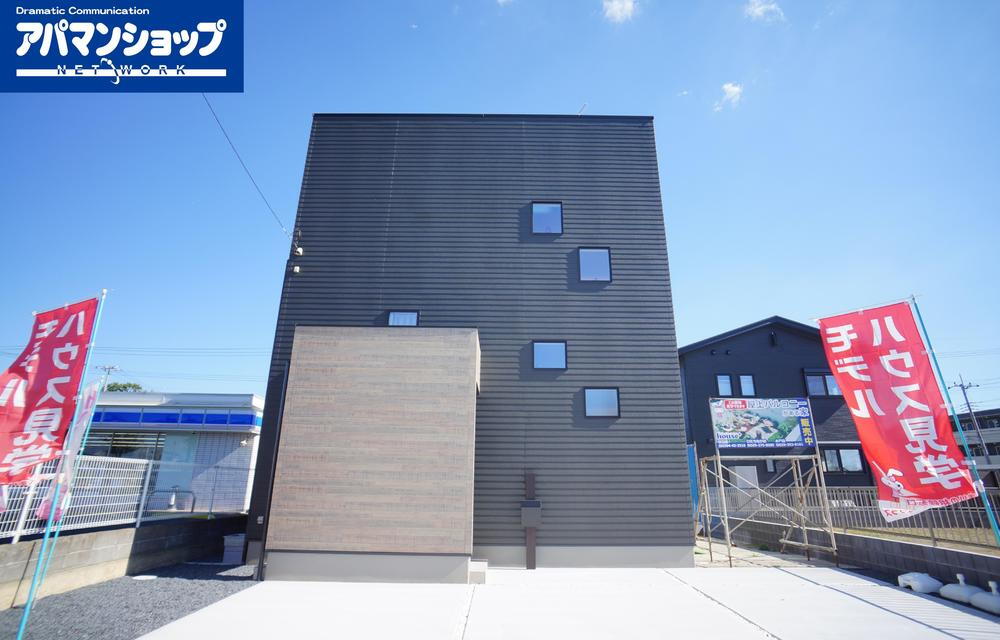 茨城県ひたちなか市西光地２ 3190万円 3LDK