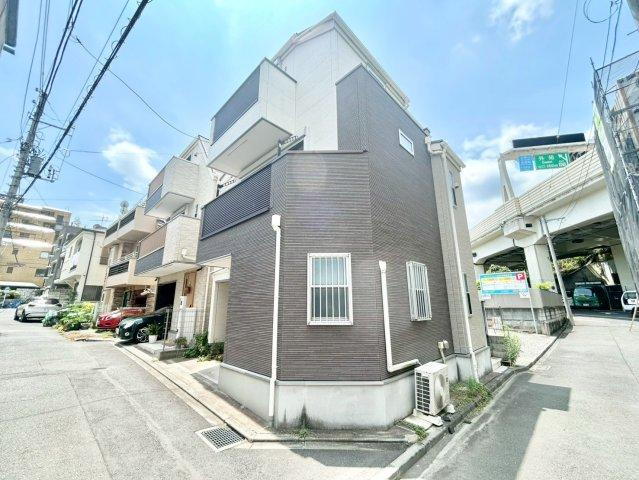 東京都新宿区南元町 9380万円