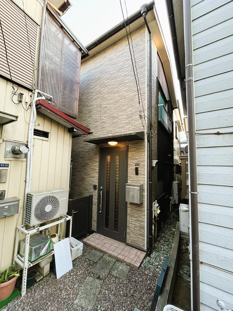 埼玉県志木市本町２ 999万円