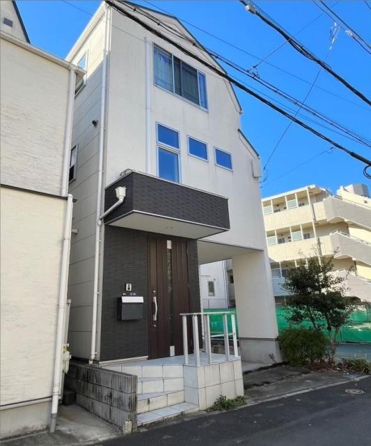 東京都新宿区四谷坂町 13980万円