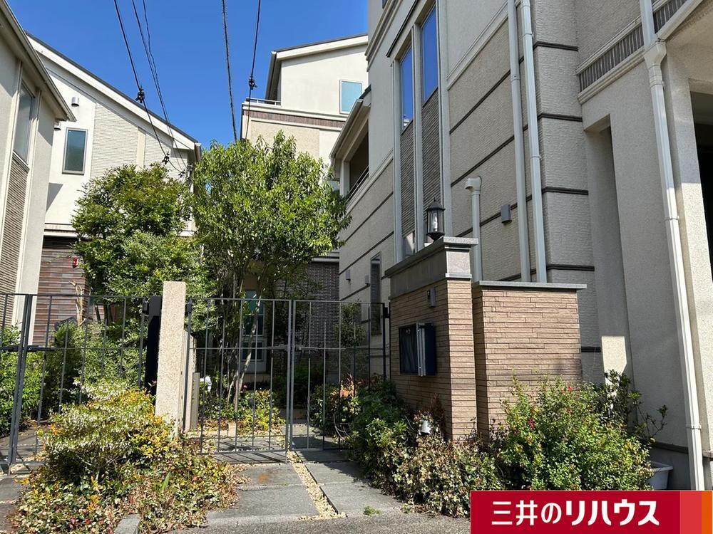 東京都世田谷区東玉川２ 13500万円