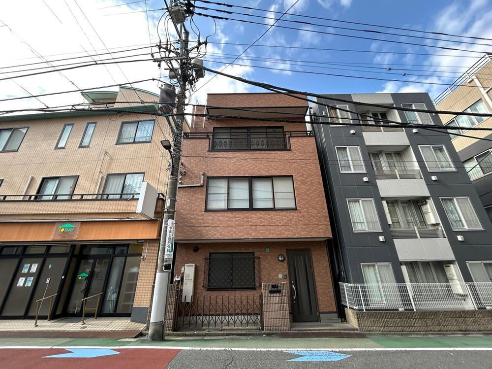 東京都港区白金５ 21980万円