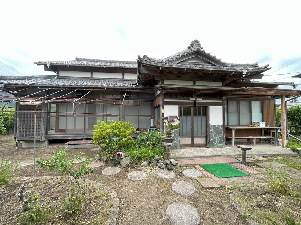 千葉県いすみ市大原 1390万円