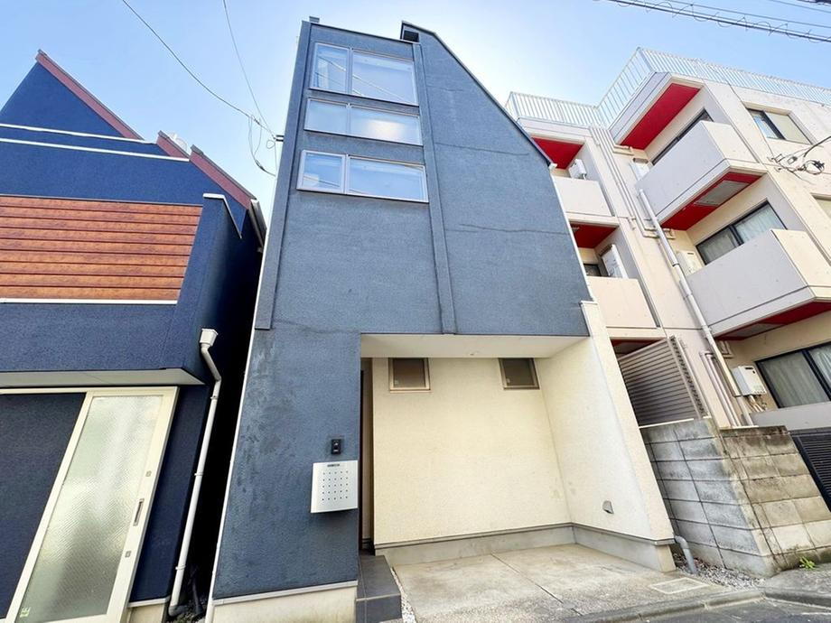 東京都渋谷区上原２ 17480万円