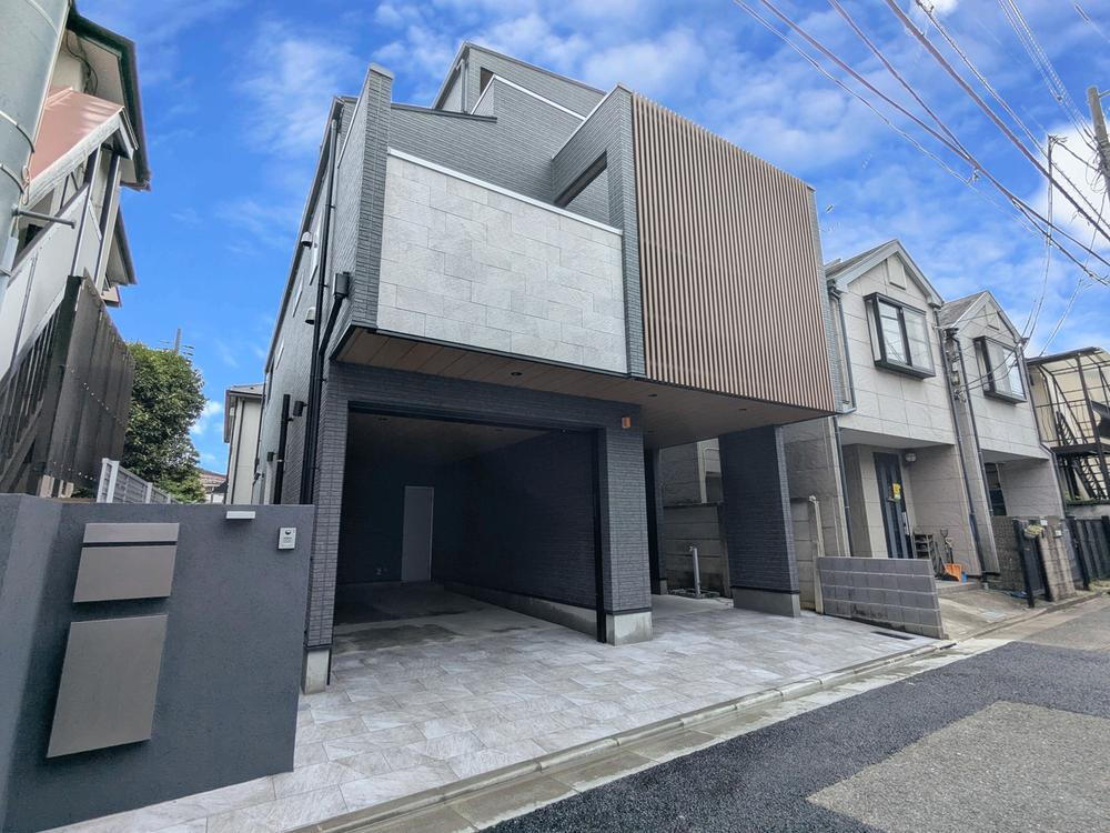 東京都練馬区小竹町１ 14880万円 4LDK