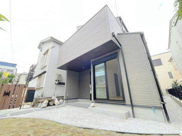 東京都中野区松が丘１ 12780万円 2SLDK