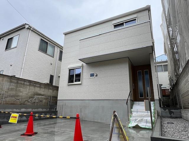 東京都調布市佐須町５ 5580万円