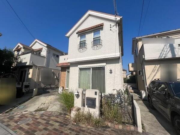 埼玉県春日部市緑町１ 2700万円