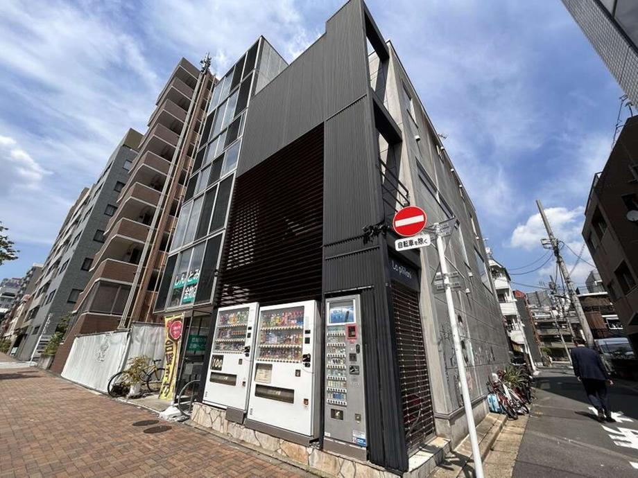 東京都港区東麻布２ 60000万円