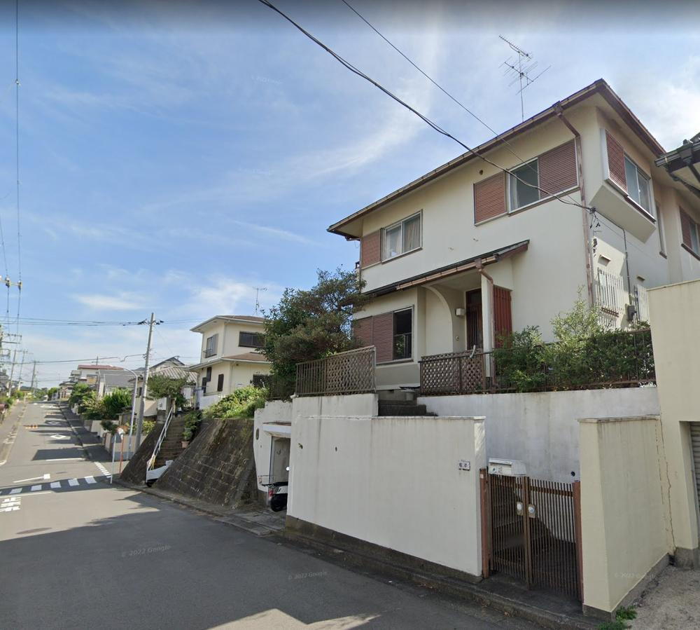 神奈川県横浜市栄区公田町 2580万円 5LDK