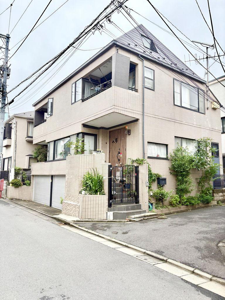 東京都目黒区緑が丘３ 22000万円