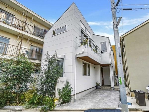 東京都世田谷区下馬５ 15800万円