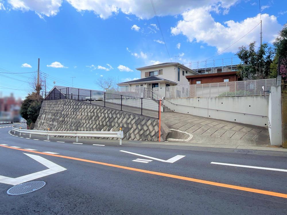 神奈川県秦野市鶴巻北２ 8280万円