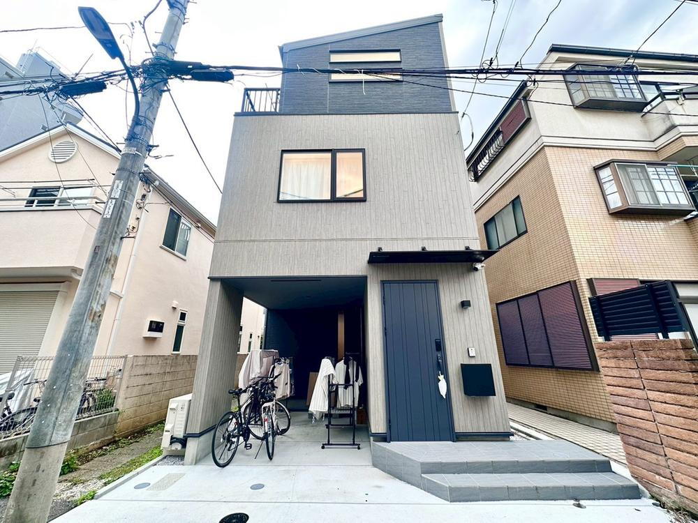 東京都新宿区高田馬場４ 12000万円