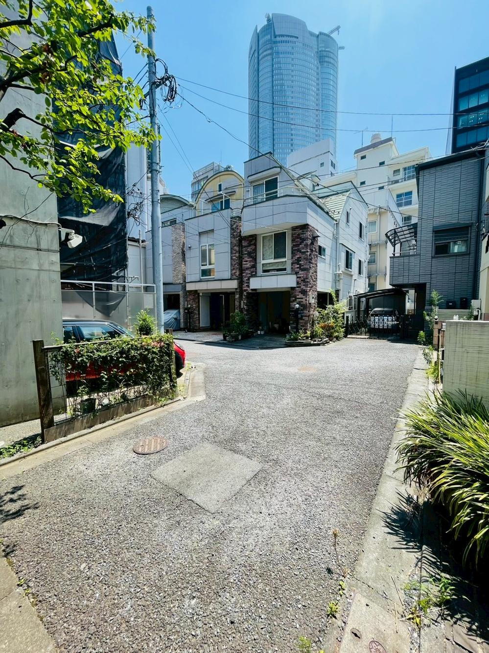 東京都港区六本木７ 中古住宅