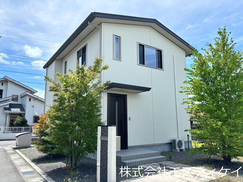 山梨県甲斐市大下条 3398万円