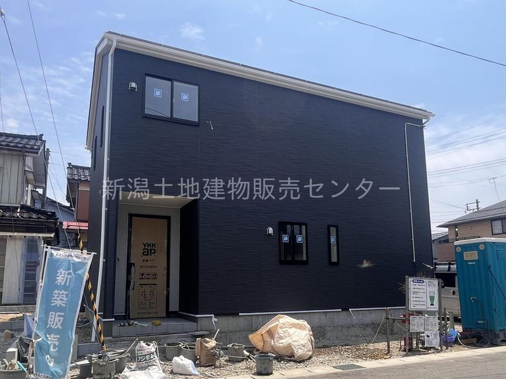 新潟県加茂市新栄町 2480万円 4SLDK