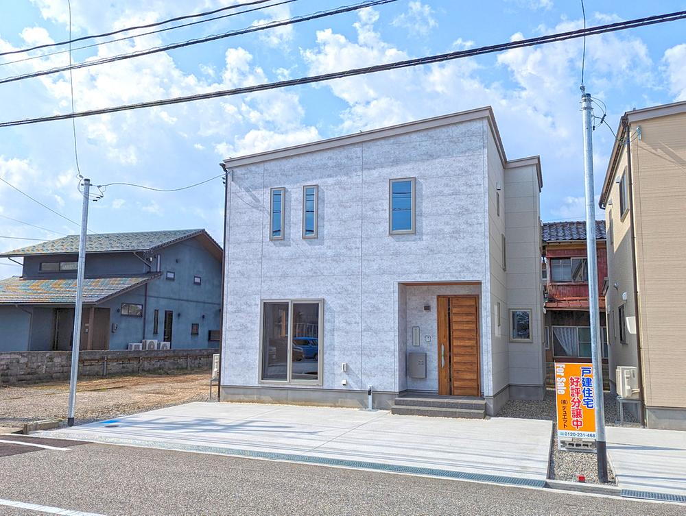 富山県高岡市野村 2940万円 4SLDK