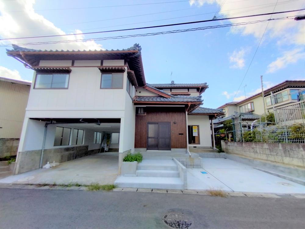 新潟県新潟市江南区城所２ 2350万円 5LDK